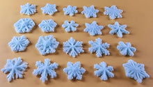 20 x Edible 3D 20mm Small Snowflakes icing toppers, cake cupcakes decorations T062