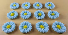 12 x Edible 3D 22mm flowers icing toppers, cake cupcakes decorations T104