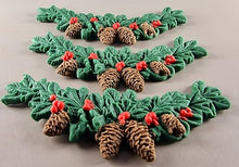 3 x Edible 3D 110mm Fully Decorated Garlands, Christmas icing toppers, cake cupcakes T126