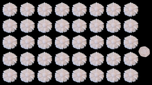 40 x Edible 3D 35mm daisies daisy flowers, cake, cupcake toppers