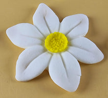 9 x Edible 3D 40mm Wild daffodil Flowers icing toppers, cake cupcakes T121