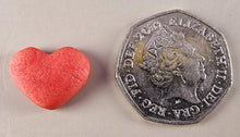 20 x Edible 3D 20mm Hearts icing toppers, cake cupcakes decorations T058