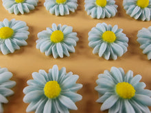 12 x Edible 3D 20mm Daisies Daisy flowers icing toppers, cake cupcakes T115