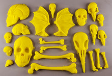 20 x Edible 3D 50mm Skull and Bones set icing toppers, cake cupcakes decorations T057