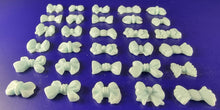 30 x Edible 3D small bows bow icing toppers, cake cupcakes decorations T012