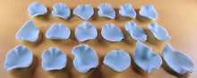 18 x Edible 3D 36mm Rose Petals icing toppers, cake cupcakes decorations T044