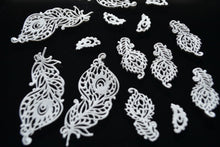 30 x Simply Heaven Edible Pre-Made Ready to Use Edible Cake Lace made from mat 44