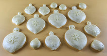15 x Edible 3D 50mm Christmas Baubles, icing toppers, cake cupcakes decorations T091