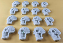 16 x Edible 3D 25mm Skulls, Halloween, icing toppers, cake cupcakes decorations T093