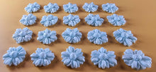 20 x Edible 3D 15mm daisies daisy flowers icing toppers, cake cupcakes decorations T017