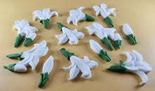 12 x Edible 3D 50mm Lily Flowers icing toppers, cake cupcakes decorations T109