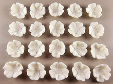 20 x Edible 3D 25mm Buttercup flowers icing toppers, cake cupcakes decorations T045