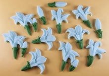 12 x Edible 3D 50mm Lily Flowers icing toppers, cake cupcakes decorations T109