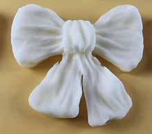 8 x Edible 3D 40mm Large Bows icing toppers, cake cupcakes T120