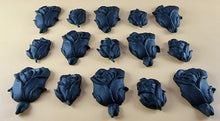 15 x Edible 3D 30mm Rose Bud Set, icing toppers, cake cupcakes decorations T074