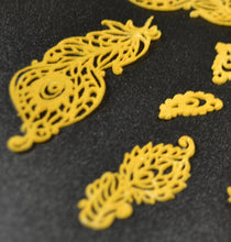 30 x Simply Heaven Edible Pre-Made Ready to Use Edible Cake Lace made from mat 44