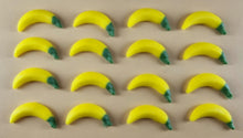 16 x Edible 3D Single Bananas Fruit, icing, cupcake toppers