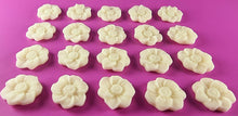 20 x Edible 3D 22mm flower flowers icing toppers, cake cupcakes decorations T025