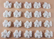 20 x Edible 3D 20mm flower flowers icing toppers, cake cupcakes decorations T022