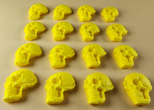 16 x Edible 3D 25mm Skulls, Halloween, icing toppers, cake cupcakes decorations T093