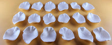 18 x Edible 3D 36mm Rose Petals icing toppers, cake cupcakes decorations T044