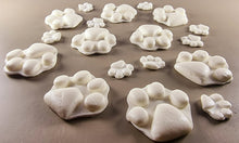 18 x Edible 3D 40mm Dog Paws, icing toppers, cake cupcakes decorations T036