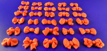 30 x Edible 3D small bows bow icing toppers, cake cupcakes decorations T012
