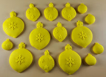 15 x Edible 3D 50mm Christmas Baubles, icing toppers, cake cupcakes decorations T091