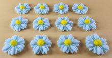 12 x Edible 3D 15mm Daisies Daisy flowers icing toppers, cake cupcakes T114