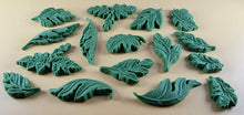 16 x Edible 3D Mixed Sized Leaves, Leaf, icing, cupcake toppers T139