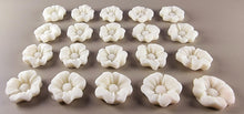 20 x Edible 3D 20mm flower flowers icing toppers, cake cupcakes decorations T019