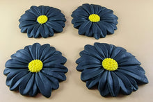 4 x Edible 3D 70mm Large Daisy Flowers icing toppers, cake cupcakes T122