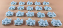 20 x Edible 3D 20mm flower flowers icing toppers, cake cupcakes decorations T022