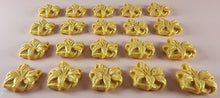 20 x Edible 3D 20mm flower flowers icing toppers, cake cupcakes decorations T022