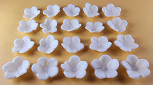 20 x Edible 3D 25mm Cherry Blossoms Flowers, icing toppers, cake cupcakes decorations T069