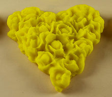 8 x Edible 3D 45mm Heart Clusters, icing toppers, cake cupcakes decorations T094