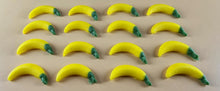 16 x Edible 3D Single Bananas Fruit, icing, cupcake toppers