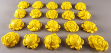 20 x Edible 3D 23mm high detail roses rose flowers icing toppers, cake cupcakes decorations T018