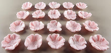 20 x Edible 3D 25mm Buttercup flowers icing toppers, cake cupcakes decorations T045