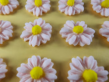 12 x Edible 3D 15mm Daisies Daisy flowers icing toppers, cake cupcakes T114
