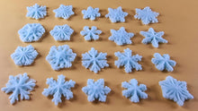 20 x Edible 3D 20mm Small Snowflakes icing toppers, cake cupcakes decorations T062