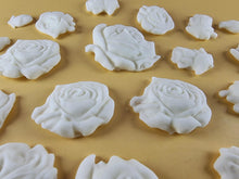 20 x Edible 3D 33mm Mixed Rose Set, icing toppers, cake cupcakes decorations T089