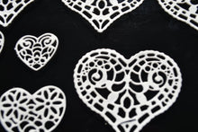 16 x Simply Heaven Edible Pre-Made Ready to Use Edible Cake Lace made from mat 28