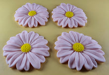 4 x Edible 3D 70mm Large Daisy Flowers icing toppers, cake cupcakes T122