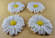 4 x Edible 3D 70mm Large Daisy Flowers icing toppers, cake cupcakes T122