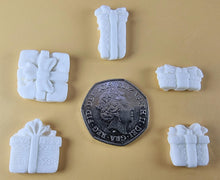20 x Edible 3D 20mm Birthday, Chirstmas Presents, icing toppers, cake cupcakes decorations T087