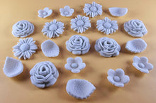 20 Piece Edible 3D Bouquet Flower set, icing toppers, cake cupcakes decorations T070