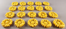20 x Edible 3D 20mm flower flowers icing toppers, cake cupcakes decorations T020