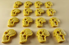 16 x Edible 3D 25mm Skulls, Halloween, icing toppers, cake cupcakes decorations T093