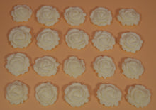 20 x Edible 3D 24mm medium roses flowers icing toppers, cake cupcakes decorations T002